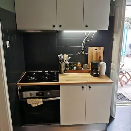 Double Bedroom With Terrace In Estrela Apartamento